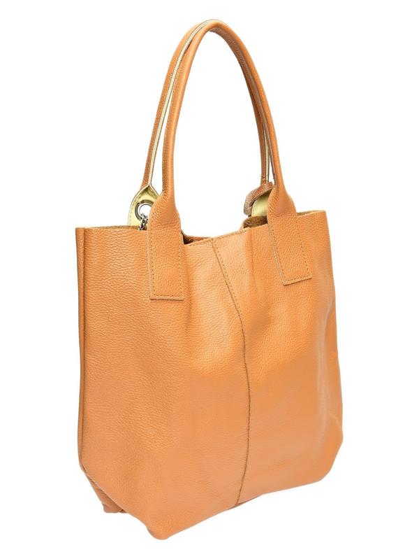 De cognackleurige shopper van achteren