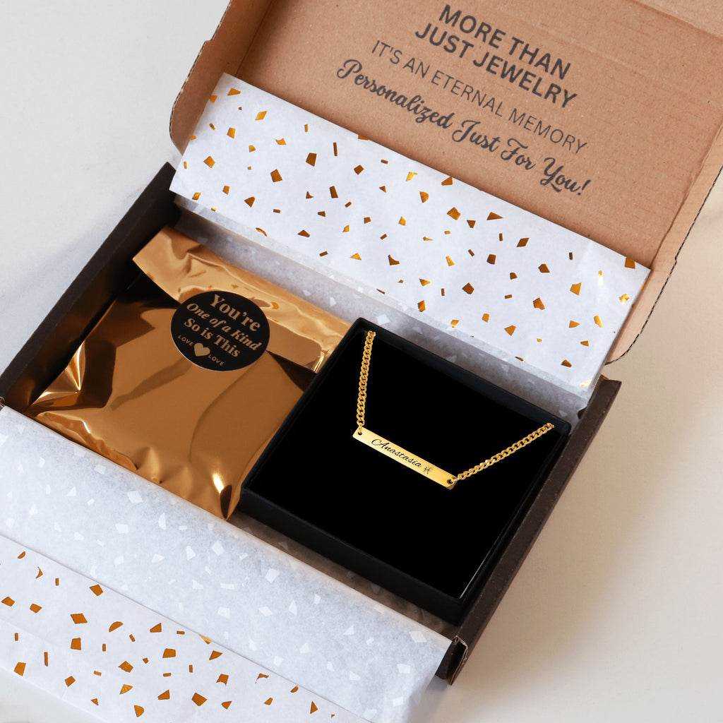 Cuban link ketting met gegraveerde staaf